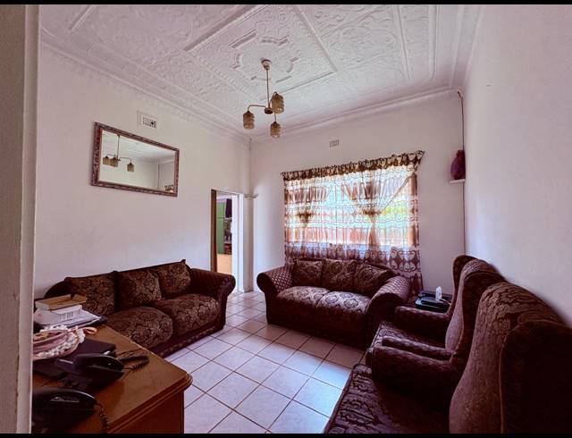 3 BEDROOM HOUSE FOR SALE IN BRENTHURST